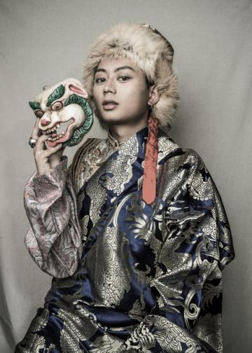performing tibetan identities tsering thundrop by nyema droma lhasa