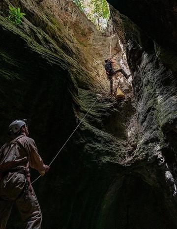 The pppg cavers explore a new cave in gorongosa national park photo p nasrecki the pppg cavers explore a new cave in gorongosa national park photo p nasrecki