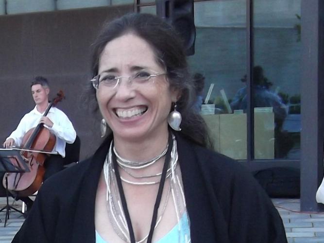 Dr Dolores Martinez