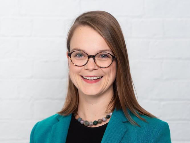 Dr Johanna Koehler