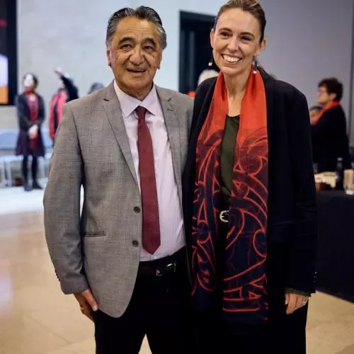 A photo of (right) Dame Jacinda Ardern, former Prime Minister of New Zealand, and a guest. 